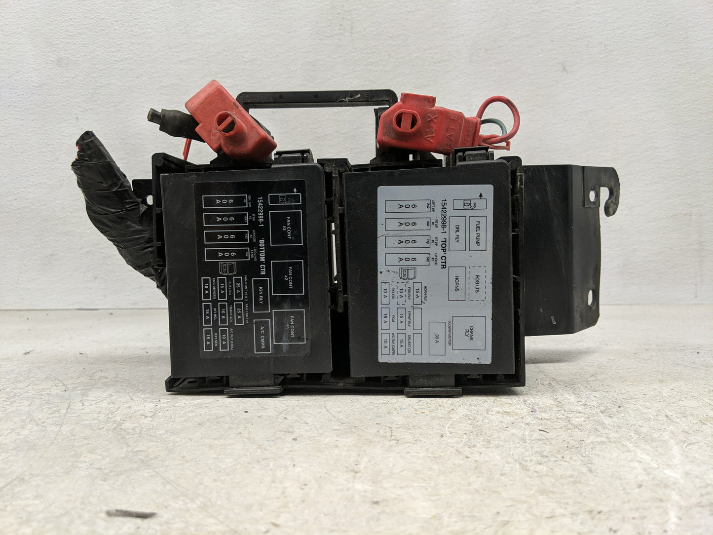 2000-2005 Chevrolet Impala Fusebox Fuse Box Panel Relay Module P/N:15422999-1 Fits Fits 2000 2001 2002 2003 2004 2005 OEM Us