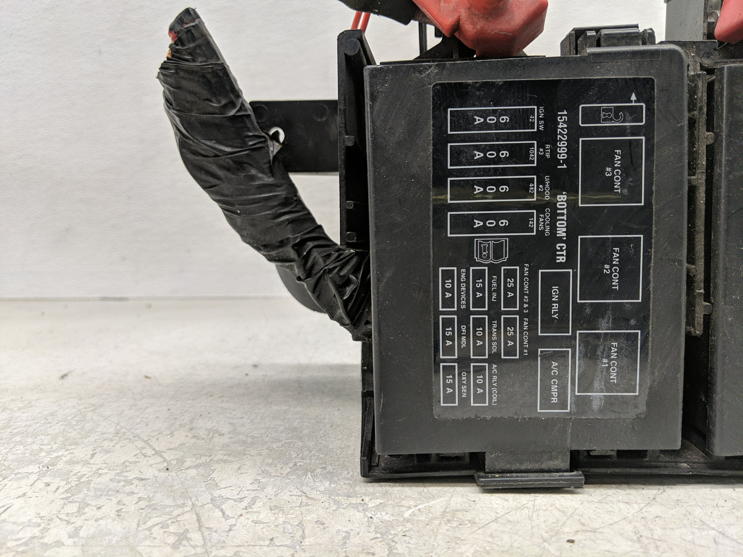 2000-2005 Chevrolet Impala Fusebox Fuse Box Panel Relay Module P/N:15422999-1 Fits Fits 2000 2001 2002 2003 2004 2005 OEM Us