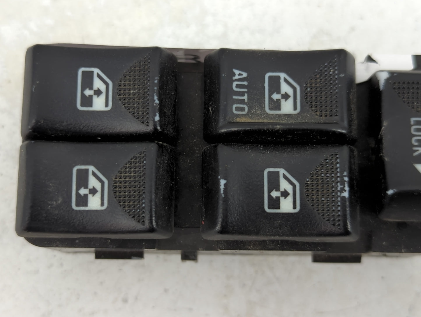 2000-2016 Chevrolet Impala Master Power Window Switch Replacement Driver Side Left P/N:10283834 Fits OEM Used Auto Parts - O