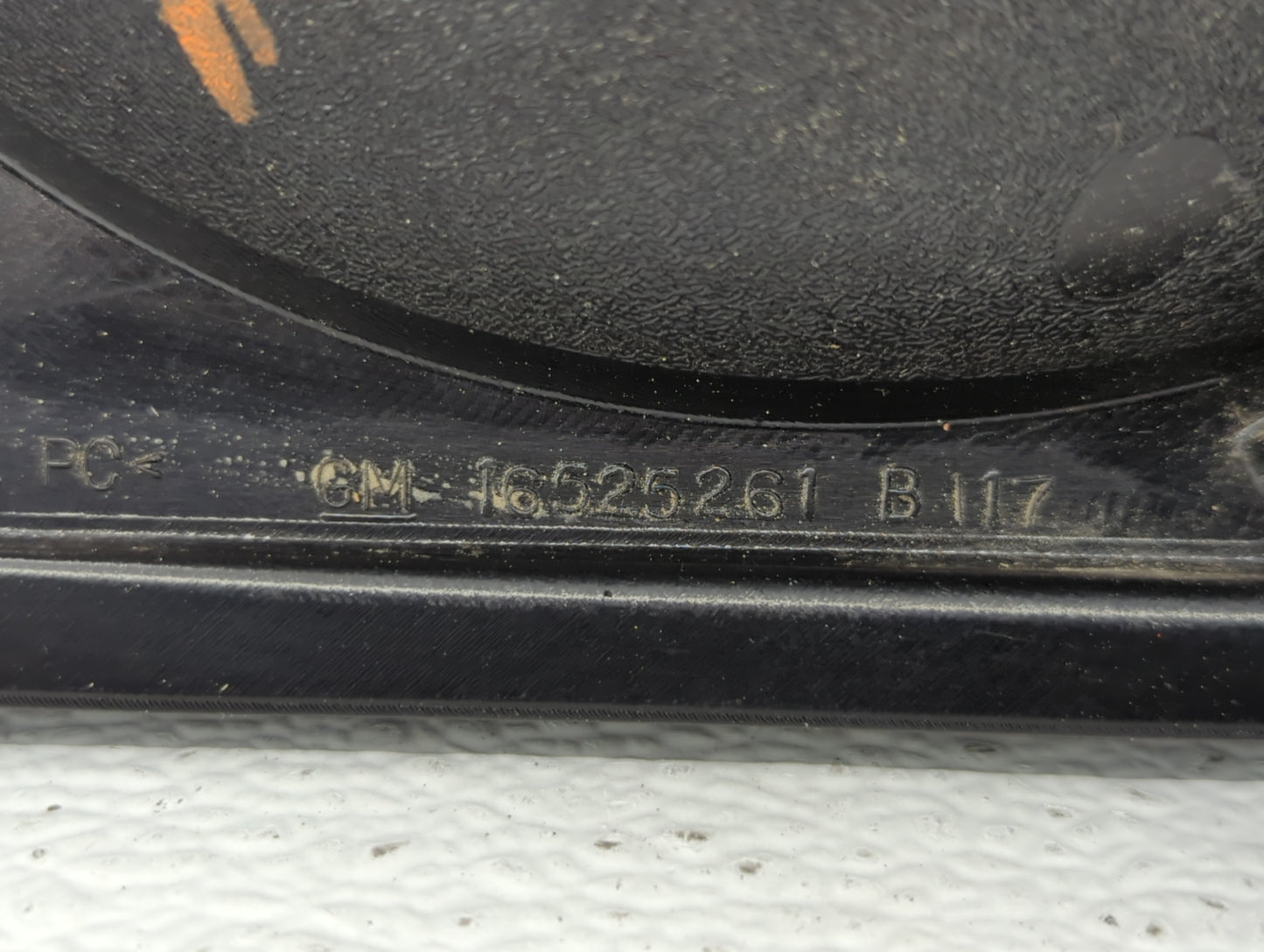 2002-2004 Chevrolet Impala Tail Light Assembly Driver Left OEM P/N:16525261 Fits Fits 2002 2003 2004 OEM Used Auto Parts - O