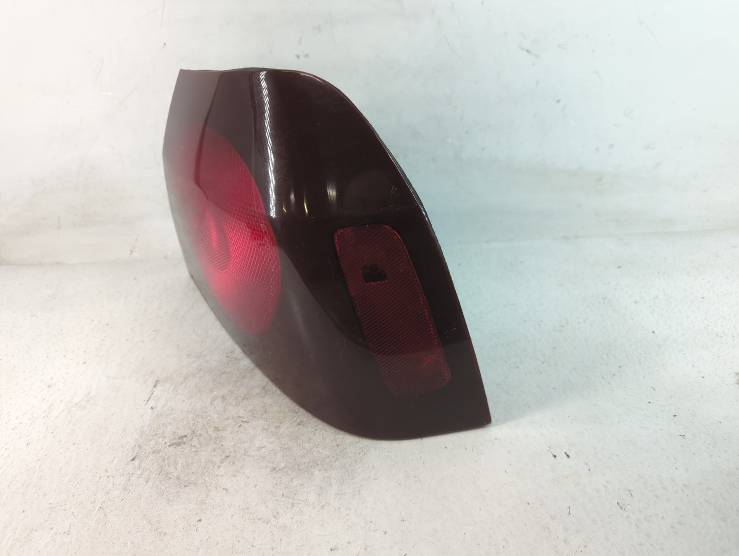2002-2004 Chevrolet Impala Tail Light Assembly Passenger Right OEM Fits Fits 2002 2003 2004 OEM Used Auto Parts - Oemusedaut