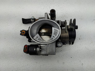 2001-2003 Chevrolet Malibu Throttle Body P/N:17201054 Fits Fits 2001 2002 2003 2004 2005 OEM Used Auto Parts - Oemusedautopa