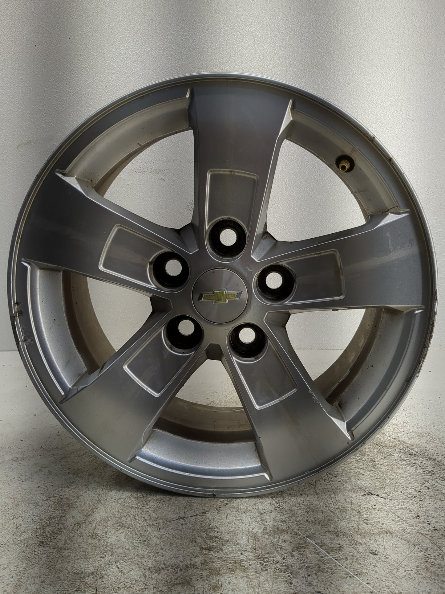 1997-2005 Chevrolet Malibu Oem Wheel Rim - Oemusedautoparts1.com