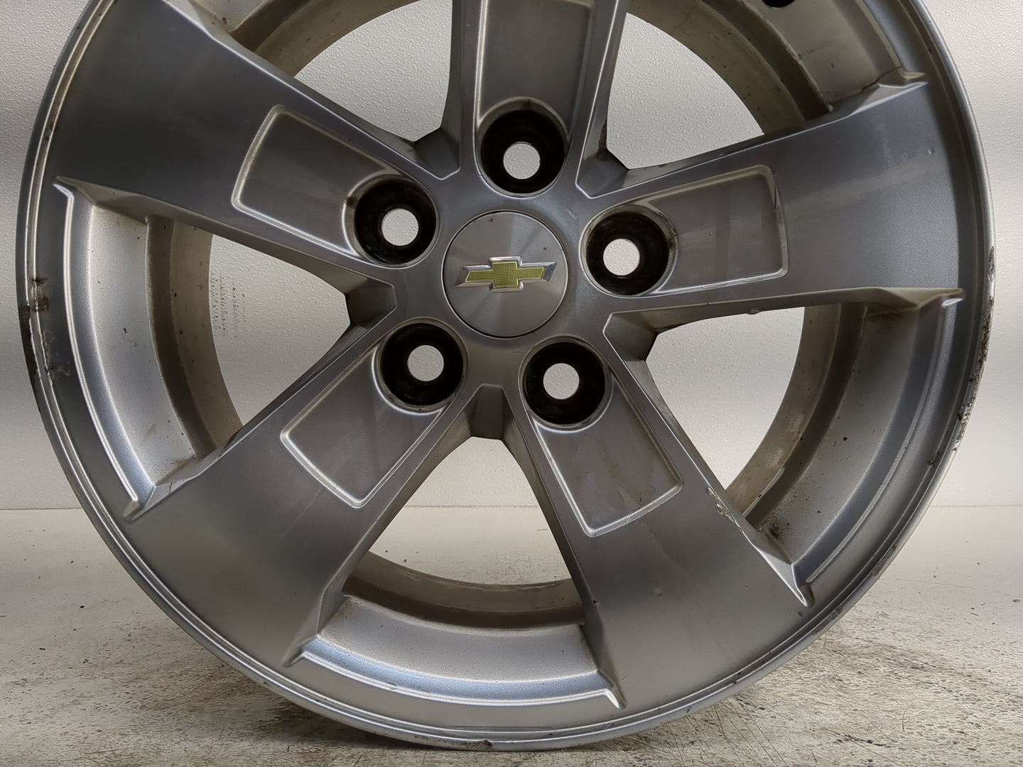 1997-2005 Chevrolet Malibu Oem Wheel Rim - Oemusedautoparts1.com