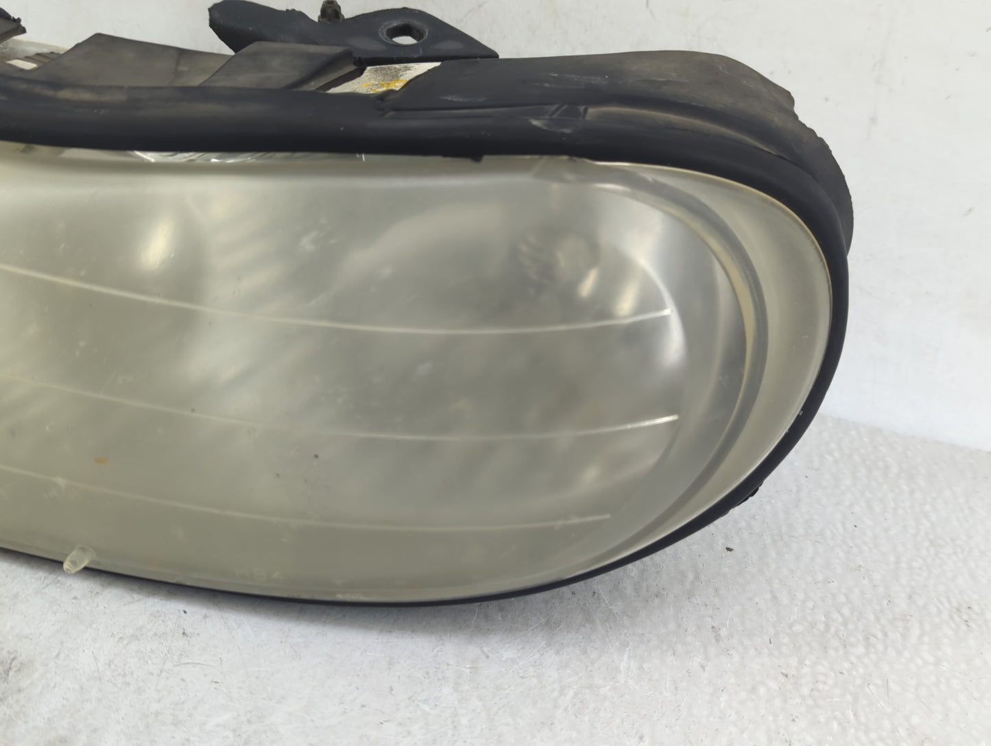 1997-2005 Chevrolet Malibu Driver Left Oem Head Light Headlight Lamp - Oemusedautoparts1.com