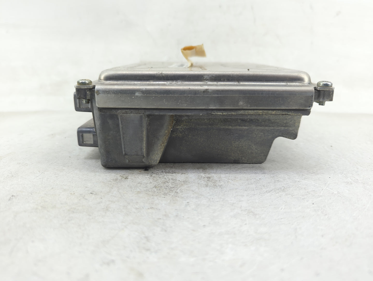 2001-2005 Chevrolet Malibu Body Control Module Bcm Inner Cabin Fuse Box - Oemusedautoparts1.com
