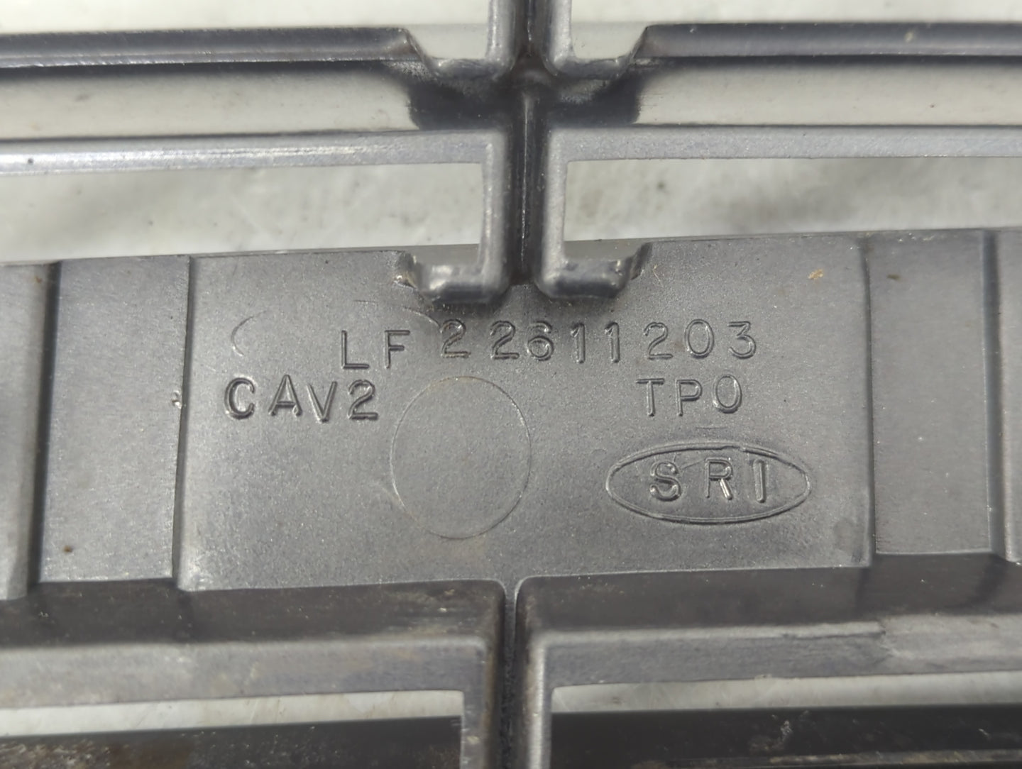 2000-2005 Chevrolet Malibu Front Grille Bumper Not Included - Oemusedautoparts1.com