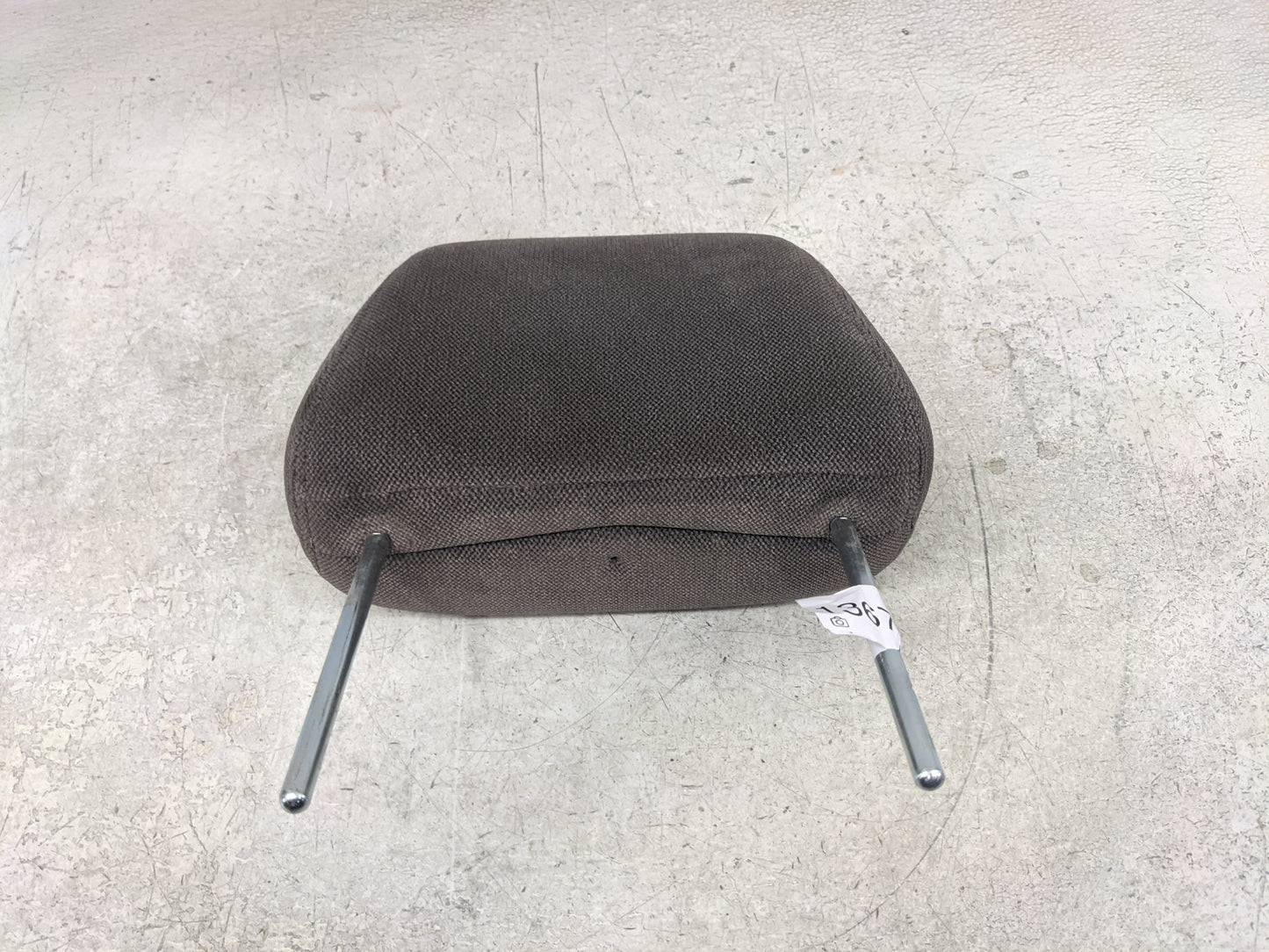 2002-2005 Chevrolet Malibu Headrest Head Rest Front Driver Passenger Seat Fits Fits 2002 2003 2004 2005 OEM Used Auto Parts 