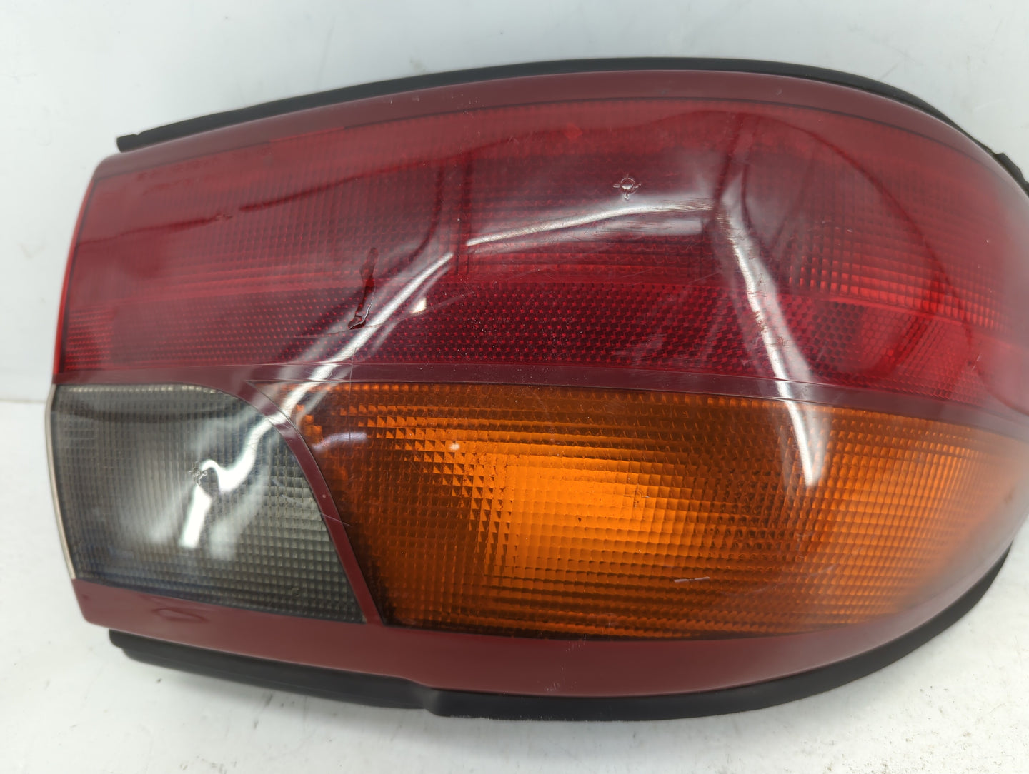 1997-2005 Chevrolet Malibu Tail Light Assembly Driver Left OEM Fits Fits 1997 1998 1999 2000 2001 2002 2003 2004 2005 OEM Us