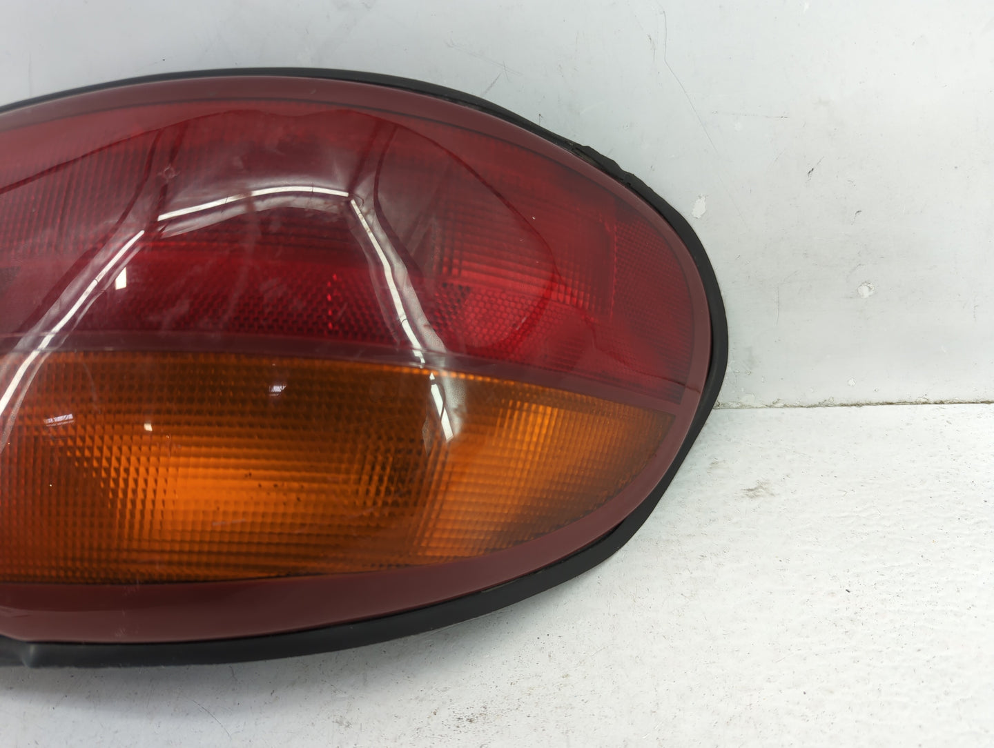 1997-2005 Chevrolet Malibu Tail Light Assembly Driver Left OEM Fits Fits 1997 1998 1999 2000 2001 2002 2003 2004 2005 OEM Us