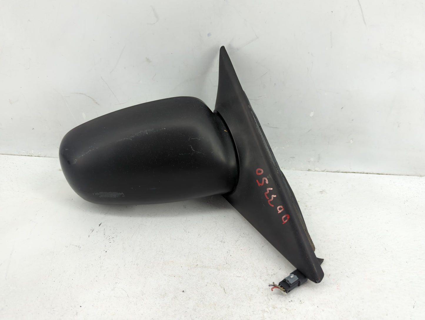 1997-2005 Chevrolet Malibu Passenger Side View Mirror - Right Door Mirror OEM Used - Oemusedautoparts1.com