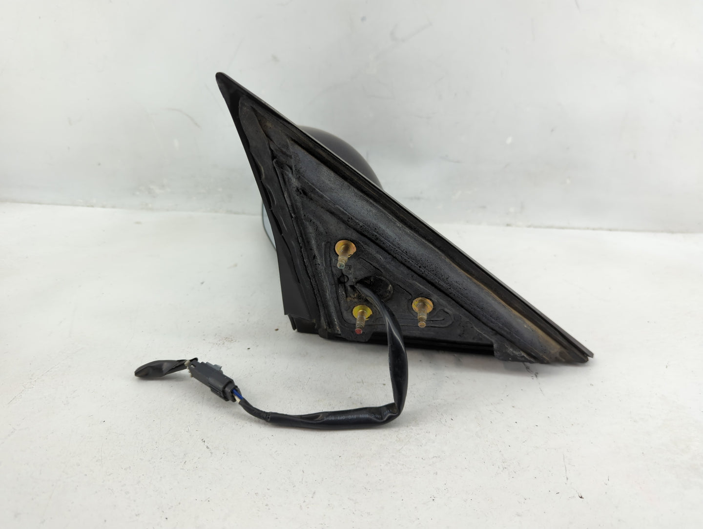 1997-2003 Chevrolet Malibu Driver Side View Mirror - Left Door Mirror OEM Used - Oemusedautoparts1.com