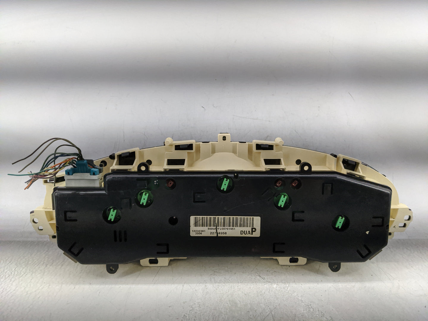 2001-2003 Chevrolet Malibu Instrument Cluster Speedometer Gauges P/N:22704958 Fits Fits 2001 2002 2003 OEM Used Auto Parts -