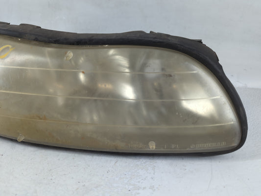 1997-2005 Chevrolet Malibu Passenger Right Oem Head Light Headlight Lamp
