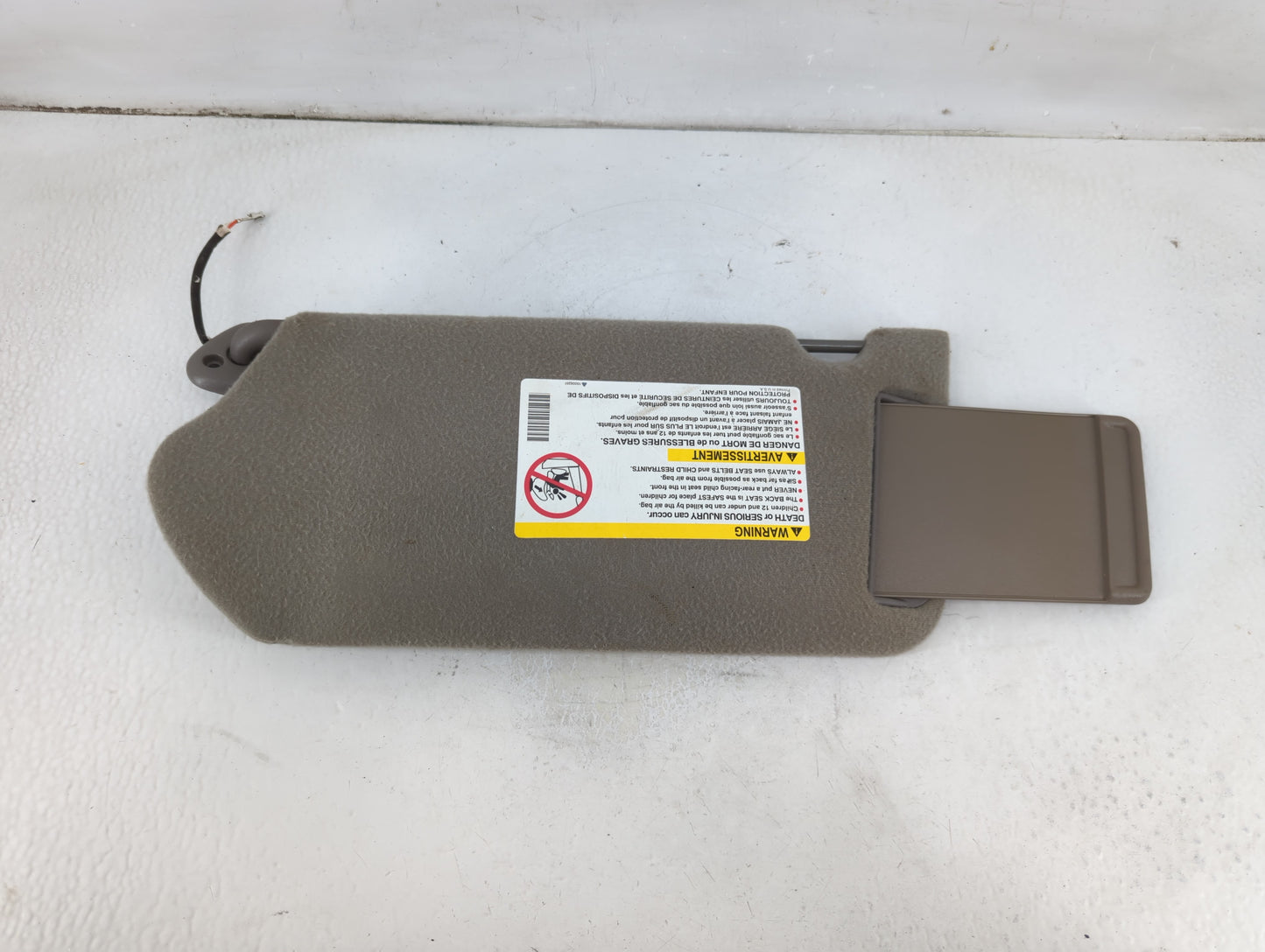2000-2005 Chevrolet Monte Carlo Sun Visor Shade Replacement Passenger Right Mirror Fits Fits 2000 2001 2002 2003 2004 2005 O