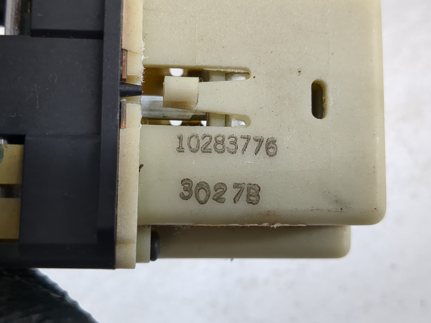 2003 Chevrolet Monte Carlo Headlight Head Light Switch Lamp Control - Oemusedautoparts1.com