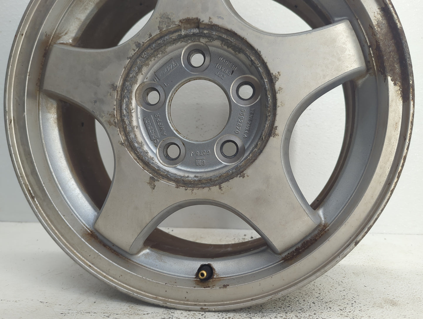 2001-2007 Chevrolet Monte Carlo Oem Wheel Rim 1089615 - Oemusedautoparts1.com