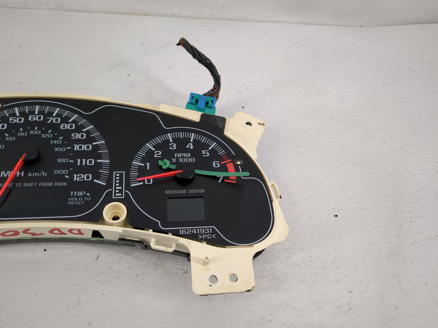 2003 Chevrolet Monte Carlo Instrument Cluster Speedometer Gauges Fits OEM Used Auto Parts - Oemusedautoparts1.com