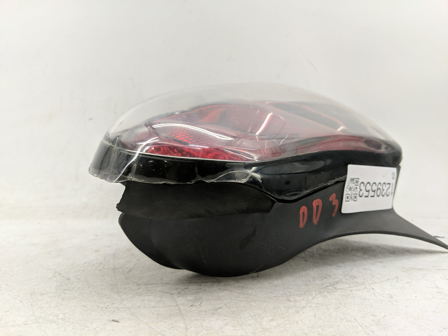 2003 Chevrolet Monte Carlo Tail Light Assembly Driver Left OEM Fits OEM Used Auto Parts - Oemusedautoparts1.com