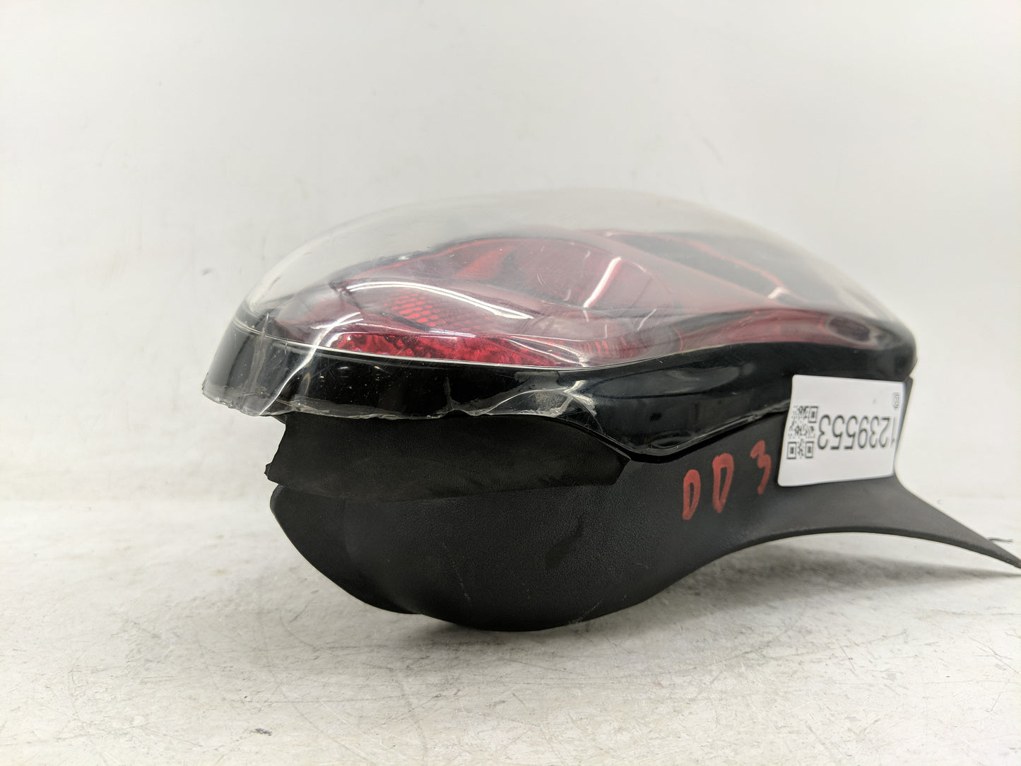 2003 Chevrolet Monte Carlo Tail Light Assembly Driver Left OEM Fits OEM Used Auto Parts - Oemusedautoparts1.com