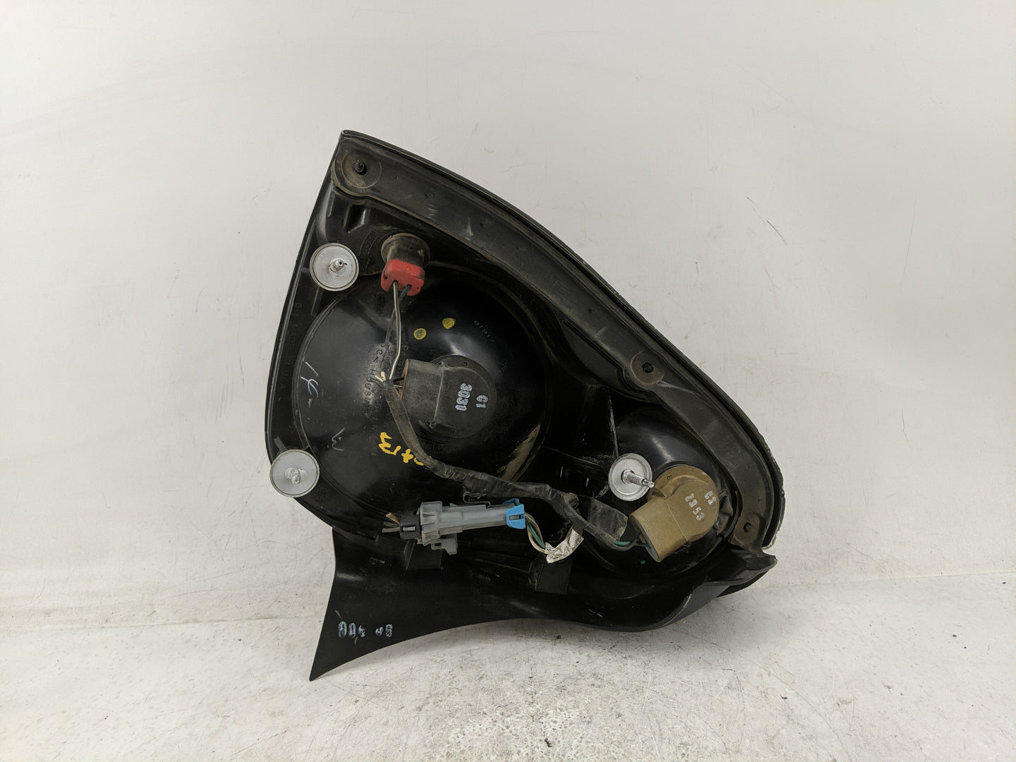 2003 Chevrolet Monte Carlo Tail Light Assembly Driver Left OEM Fits OEM Used Auto Parts - Oemusedautoparts1.com
