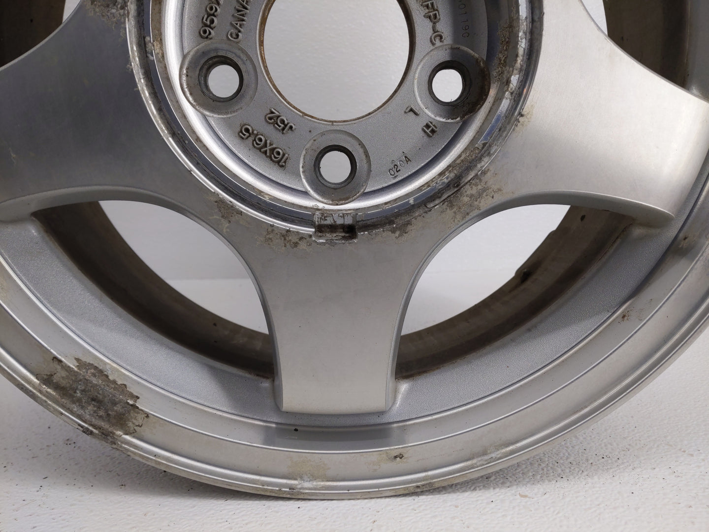 2003-2003 Chevrolet Monte Carlo Oem Wheel Rim 779530 - Oemusedautoparts1.com