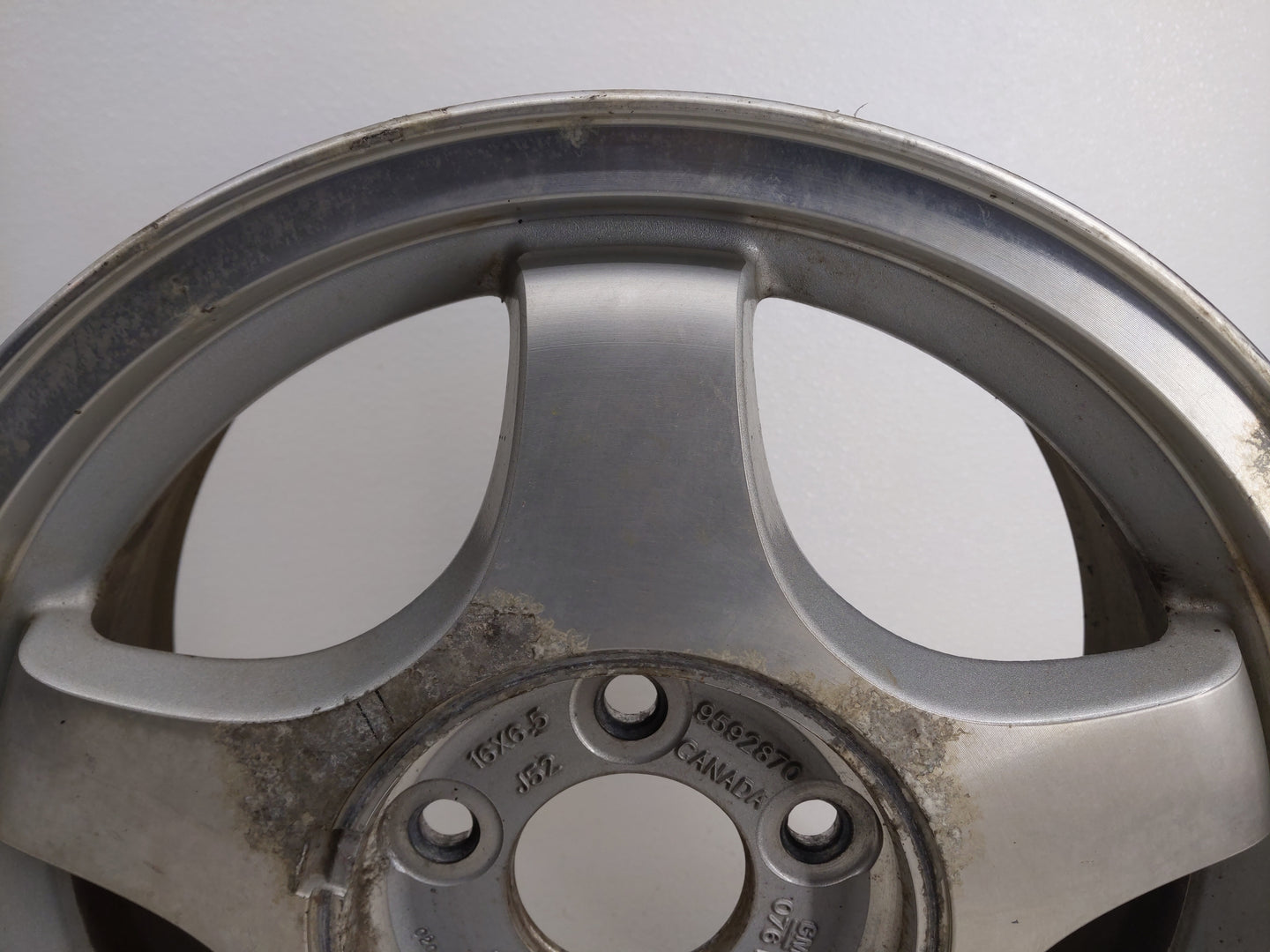 2003-2003 Chevrolet Monte Carlo Oem Wheel Rim 779618 - Oemusedautoparts1.com