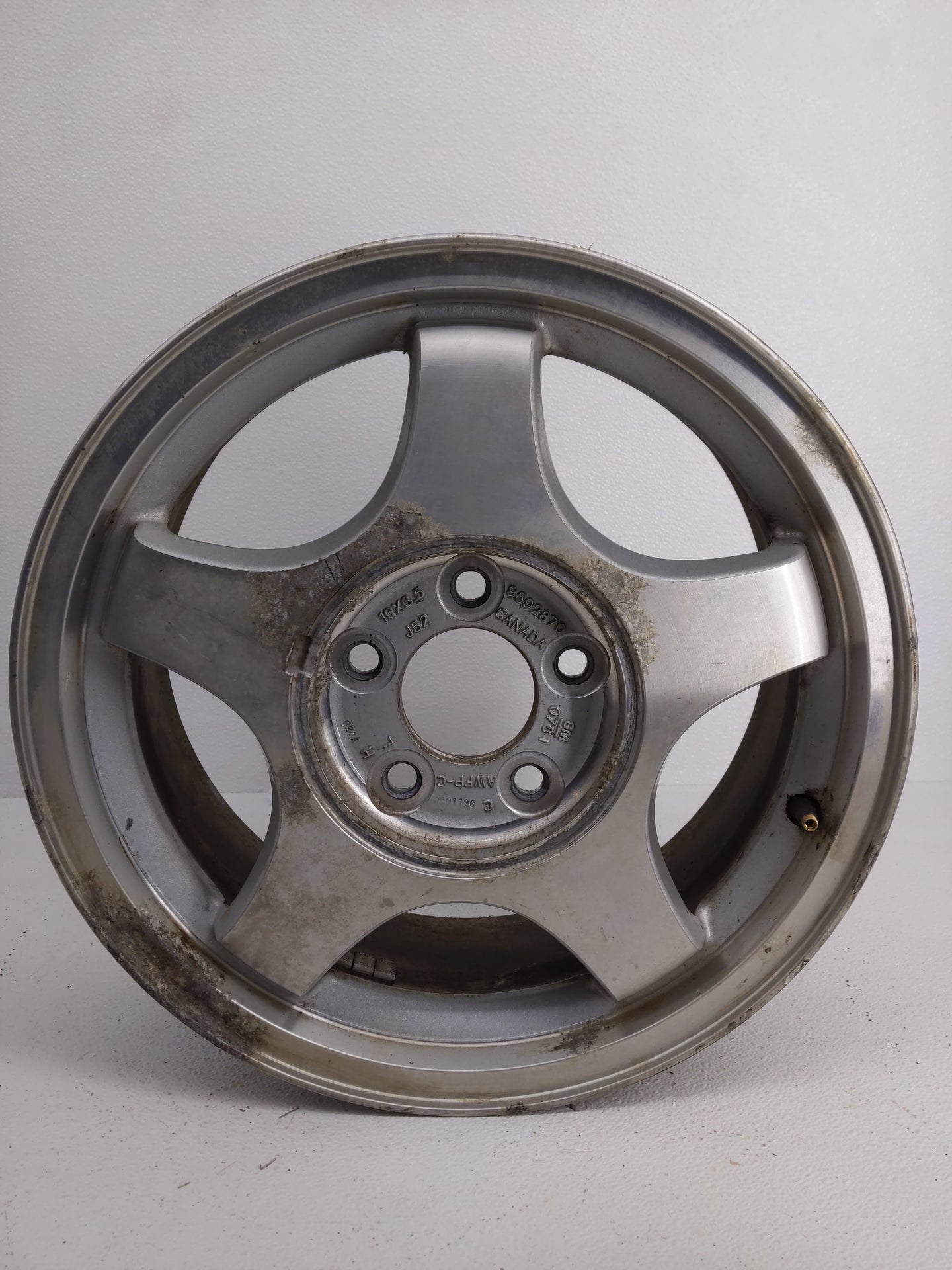 2003-2003 Chevrolet Monte Carlo Oem Wheel Rim 779618 - Oemusedautoparts1.com