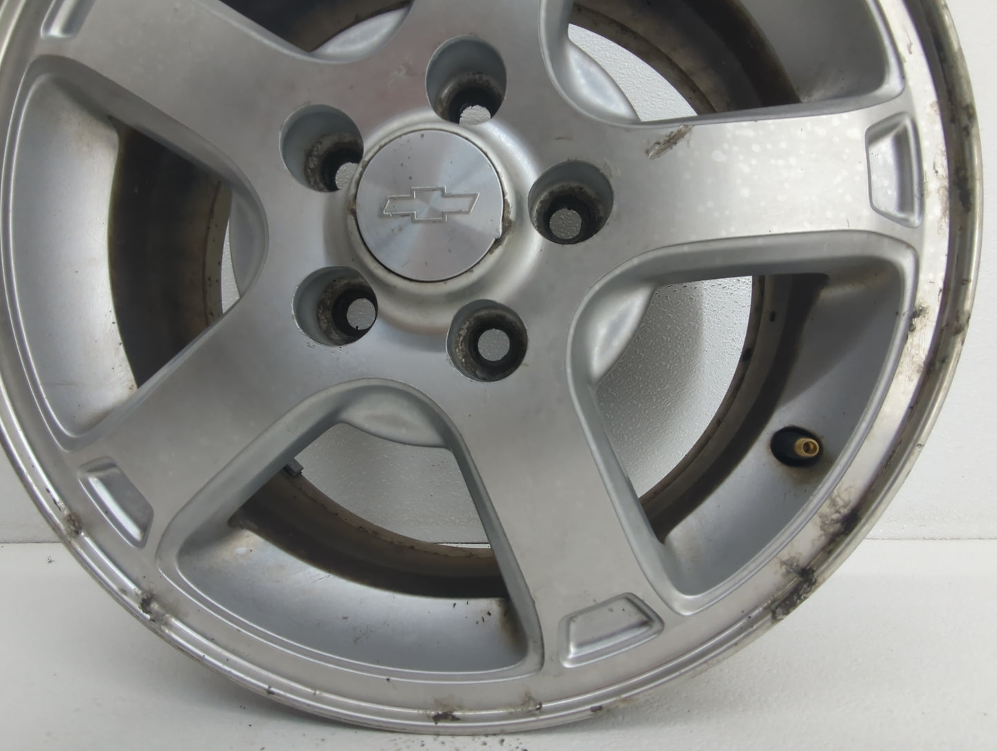 2003-2003 Chevrolet Monte Carlo Oem Wheel Rim 858704 - Oemusedautoparts1.com