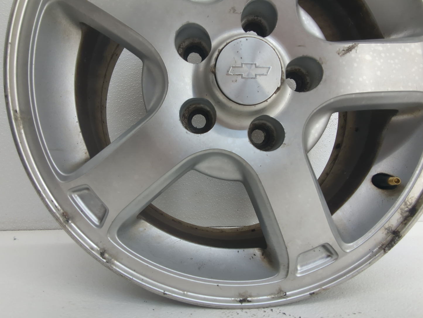 2003-2003 Chevrolet Monte Carlo Oem Wheel Rim 858704 - Oemusedautoparts1.com