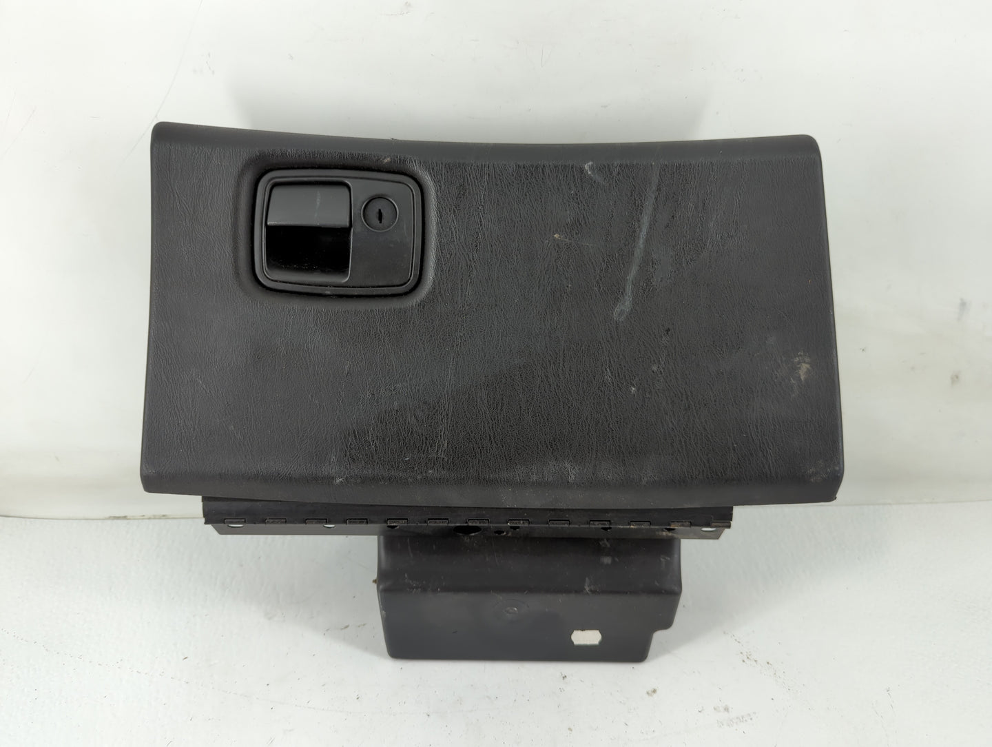 2003 Chevrolet Monte Carlo Passenger Glove Box Door Storage Compartment - Oemusedautoparts1.com