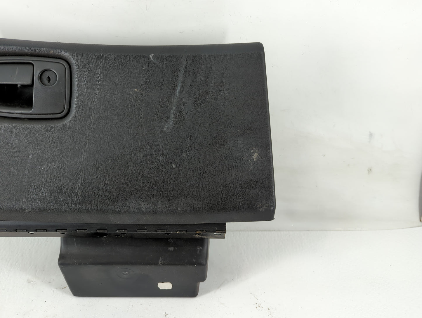 2003 Chevrolet Monte Carlo Passenger Glove Box Door Storage Compartment - Oemusedautoparts1.com