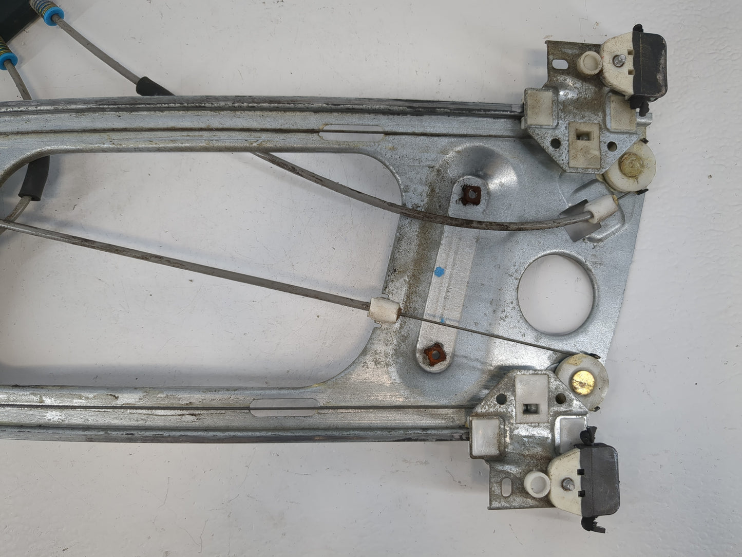 2000-2007 Chevrolet Monte Carlo Used Window Regulator Passenger Front 967316 - Oemusedautoparts1.com
