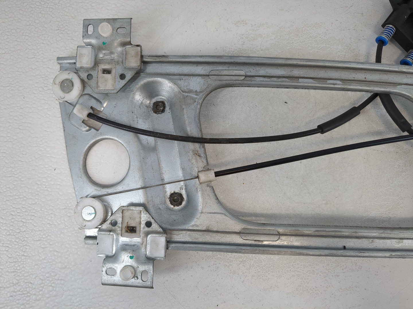 2000-2007 Chevrolet Monte Carlo Window Regulator Passenger Front - Oemusedautoparts1.com