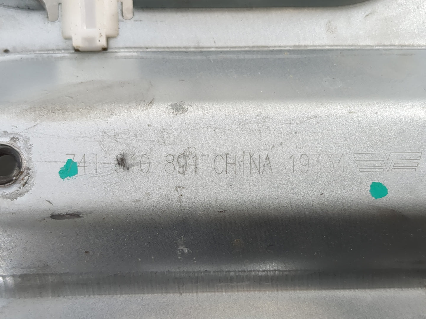 2000-2007 Chevrolet Monte Carlo Window Regulator Passenger Front - Oemusedautoparts1.com