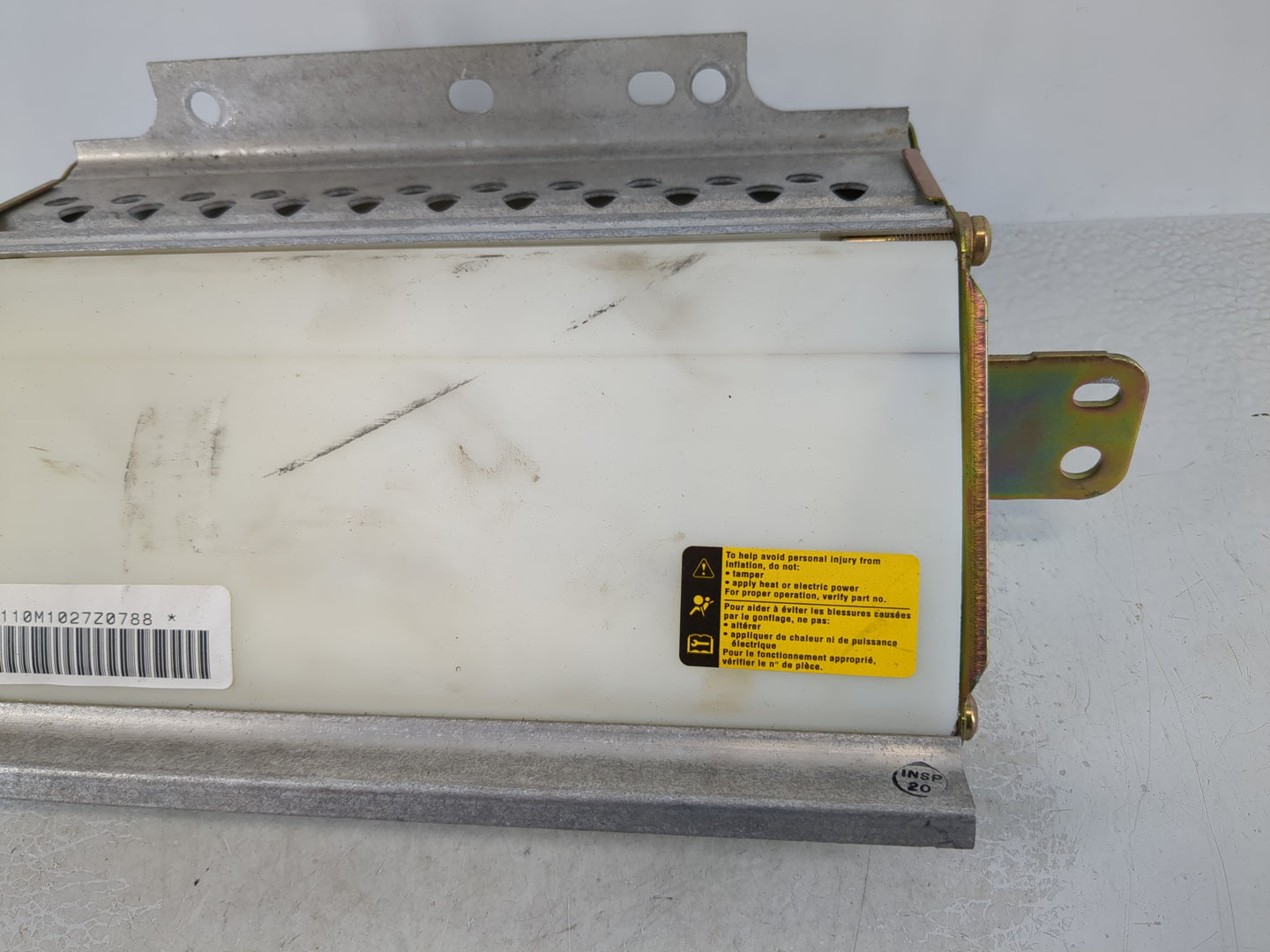 2001-2005 Chevrolet Monte Carlo Air Bag Passenger Right Dashboard OEM Fits Fits 2001 2002 2003 2004 2005 OEM Used Auto Parts