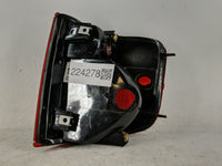 2003 Chevrolet S10 Tail Light Assembly Passenger Right OEM P/N:16516094 Fits OEM Used Auto Parts - Oemusedautoparts1.com