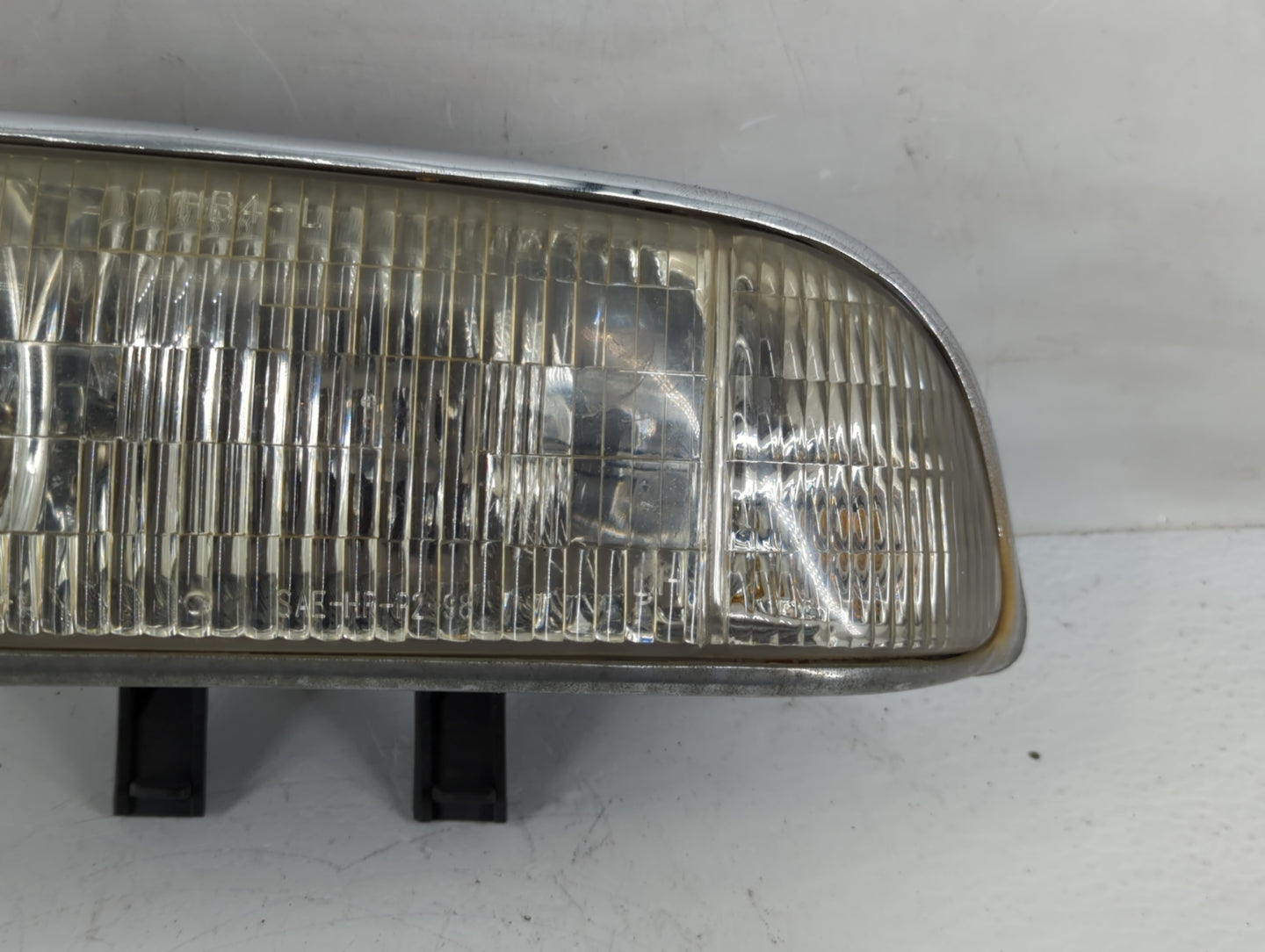 1998-2004 Chevrolet S10 Driver Left Oem Head Light Headlight Lamp - Oemusedautoparts1.com