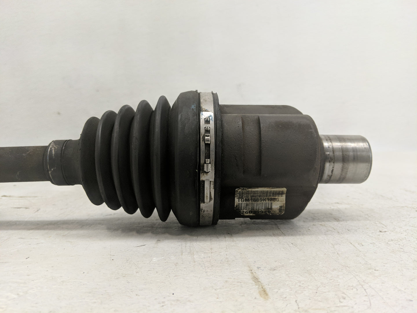 1997-2004 Chevrolet S10 Axle Shaft Front Driver Cv C/v - Oemusedautoparts1.com