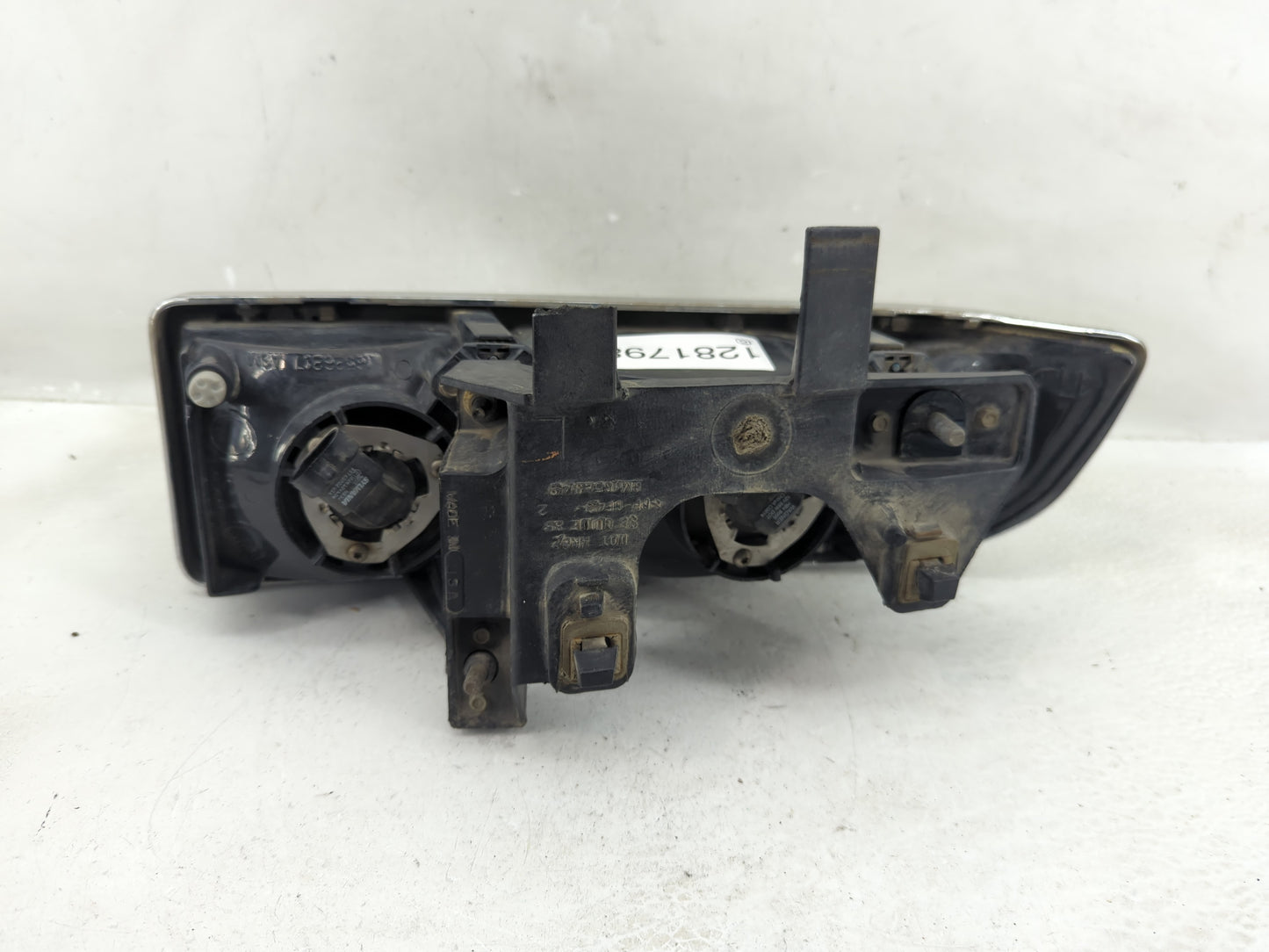 1998-2004 Chevrolet S10 Driver Left Oem Head Light Headlight Lamp - Oemusedautoparts1.com