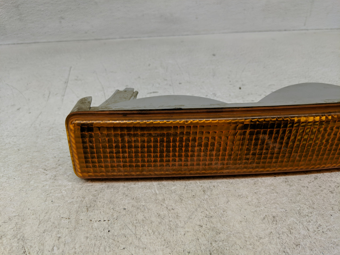 1998-2004 Chevrolet S10 Passenger Right Oem Front Light Lamp - Oemusedautoparts1.com