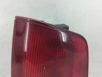 2003 Chevrolet S10 Tail Light Assembly Passenger Right OEM P/N:16516094 Fits OEM Used Auto Parts