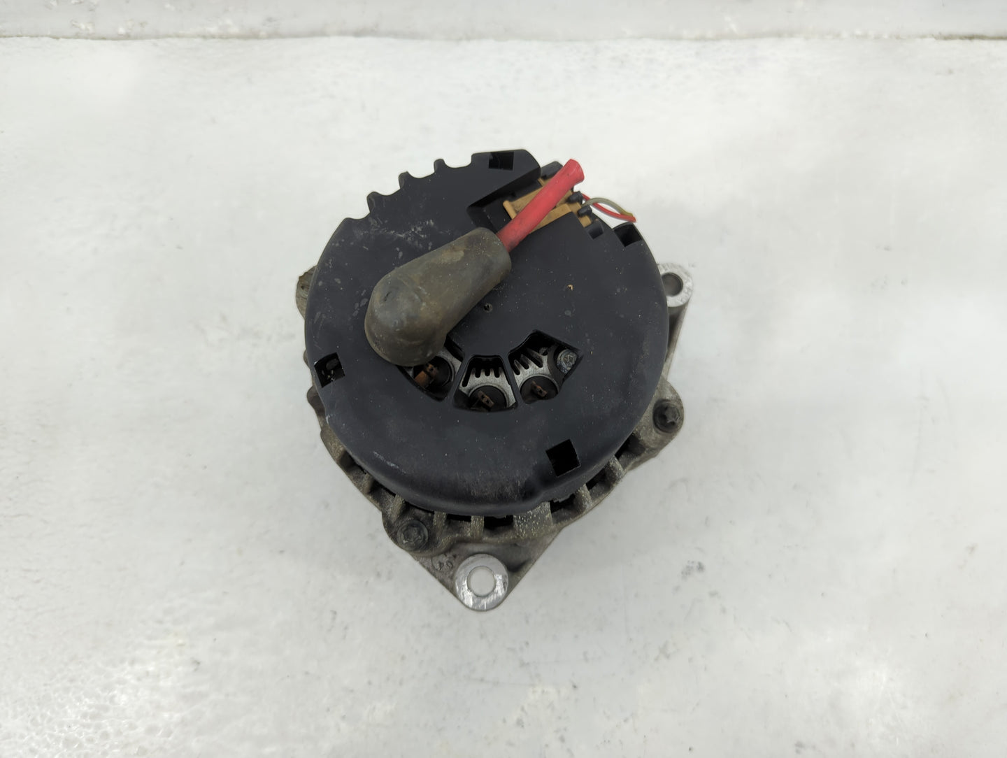 2001-2004 Chevrolet S10 Alternator Replacement Generator Charging Assembly Engine OEM P/N:19244795 Fits OEM Used Auto Parts 
