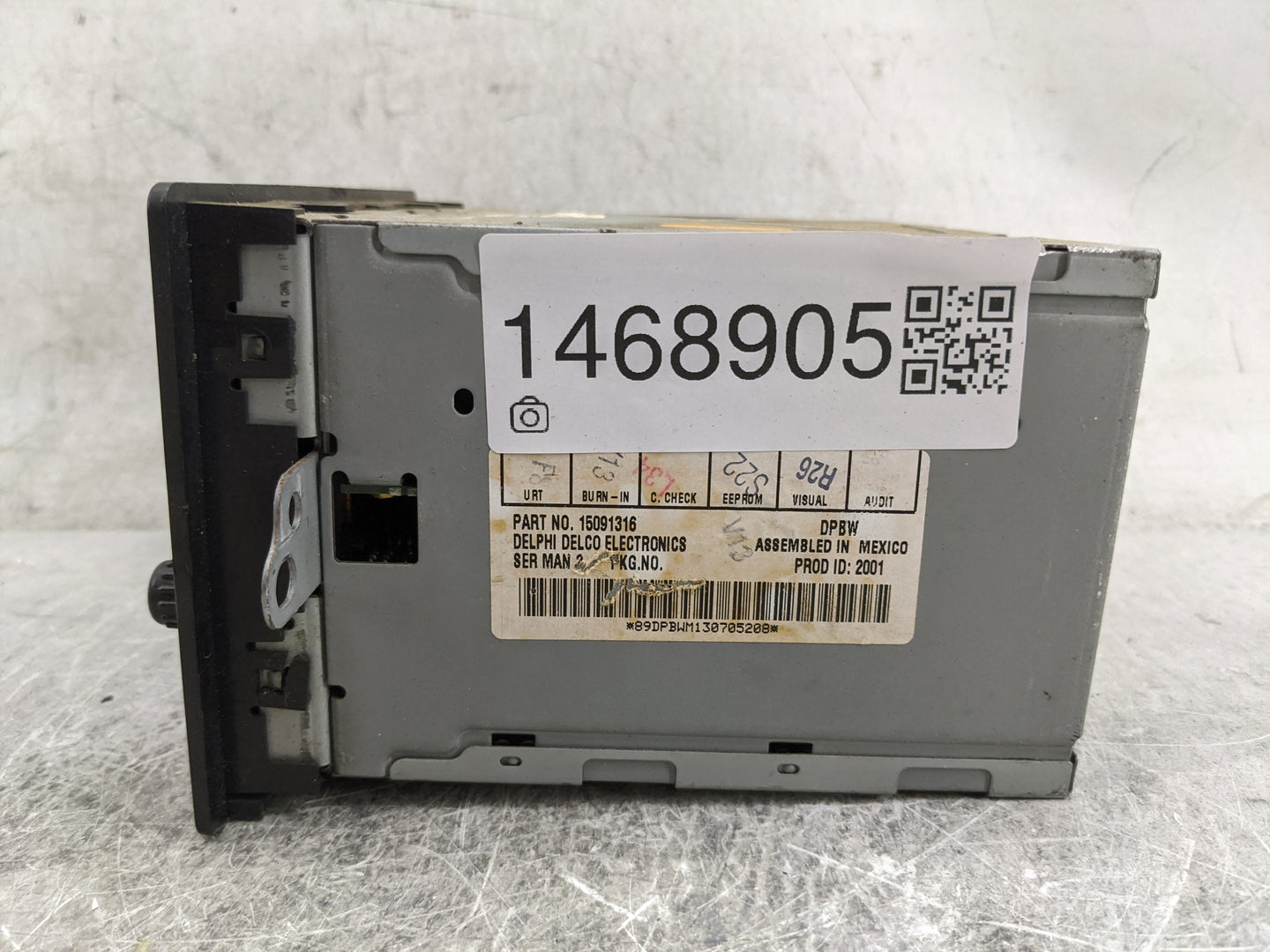 2002-2003 Chevrolet S10 Radio AM FM Cd Player Receiver Replacement P/N:15091316 Fits Fits 2002 2003 OEM Used Auto Parts - Oe