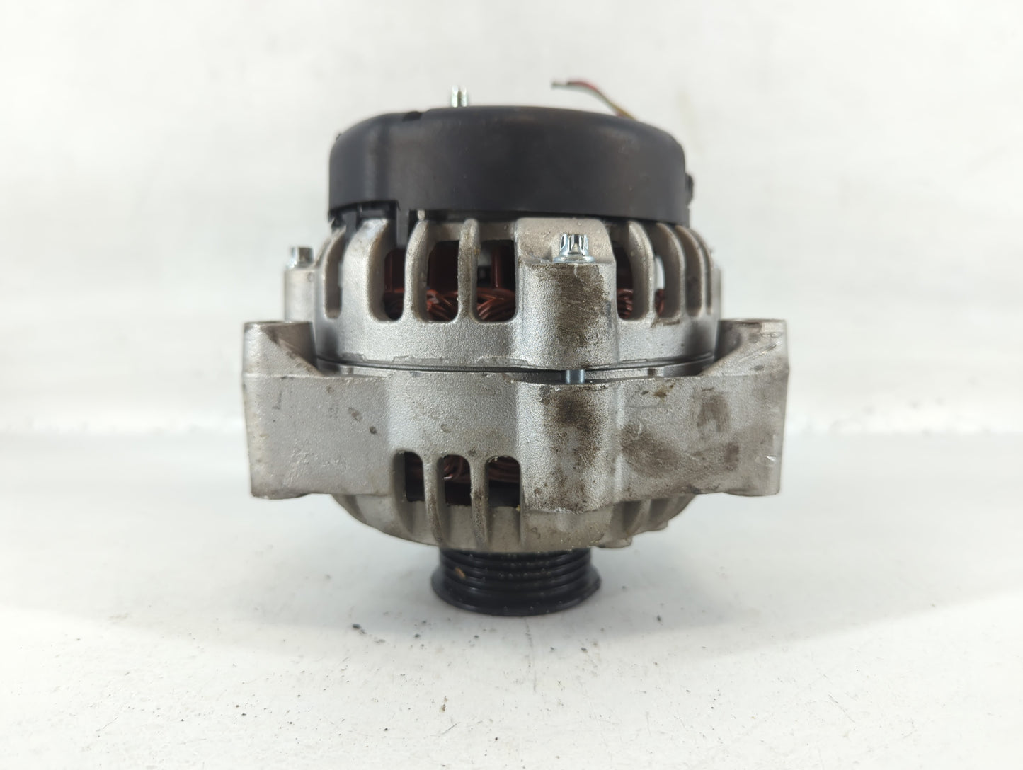 2001-2004 Chevrolet S10 Alternator Replacement Generator Charging Assembly Engine OEM P/N:8283605 Fits OEM Used Auto Parts -