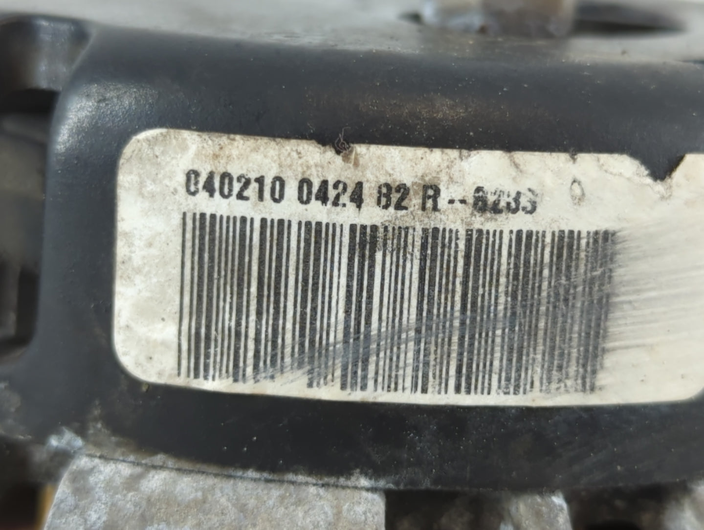 2001-2004 Chevrolet S10 Alternator Replacement Generator Charging Assembly Engine OEM P/N:040210 Fits OEM Used Auto Parts - 