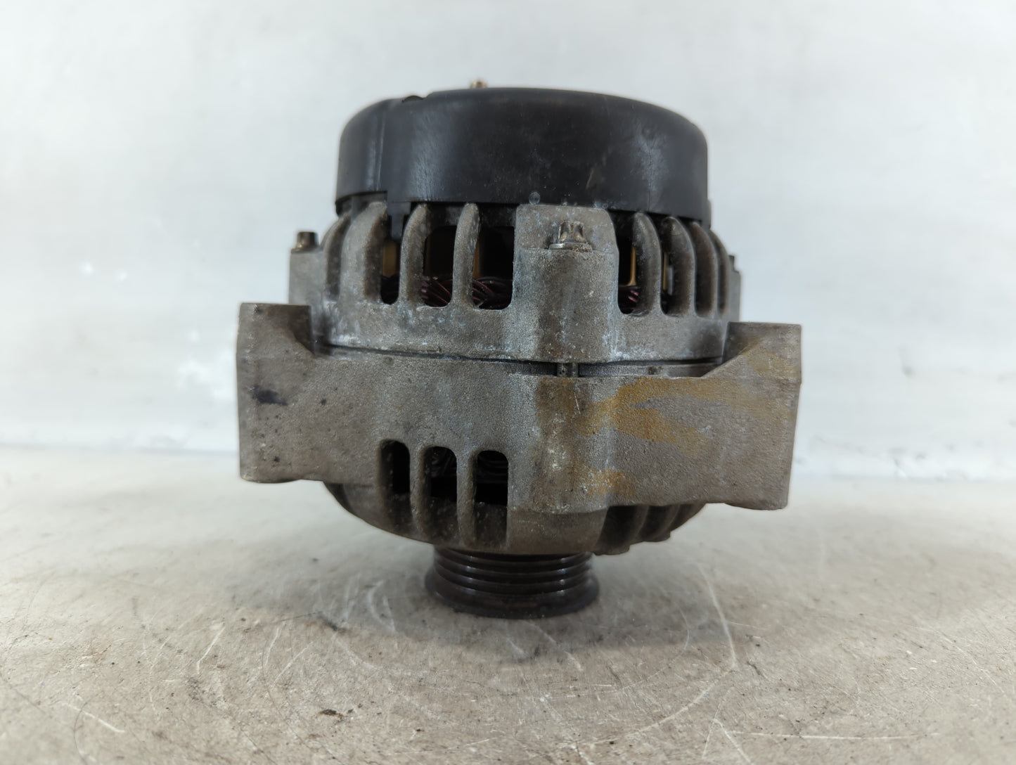 2001-2004 Chevrolet S10 Alternator Replacement Generator Charging Assembly Engine OEM P/N:040210 Fits OEM Used Auto Parts - 