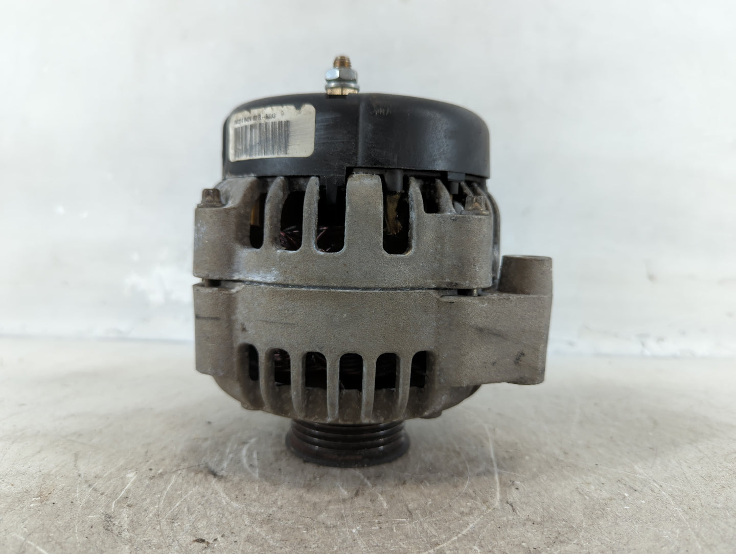2001-2004 Chevrolet S10 Alternator Replacement Generator Charging Assembly Engine OEM P/N:040210 Fits OEM Used Auto Parts - 