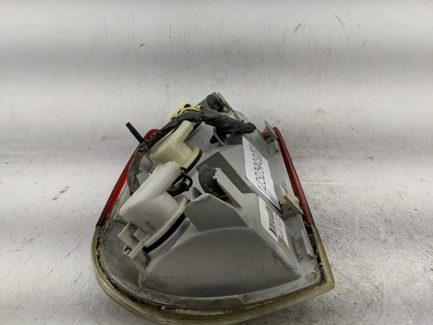 2003 Chevrolet S10 Blazer Tail Light Assembly Passenger Right OEM P/N:5978170 Fits OEM Used Auto Parts - Oemusedautoparts1.c