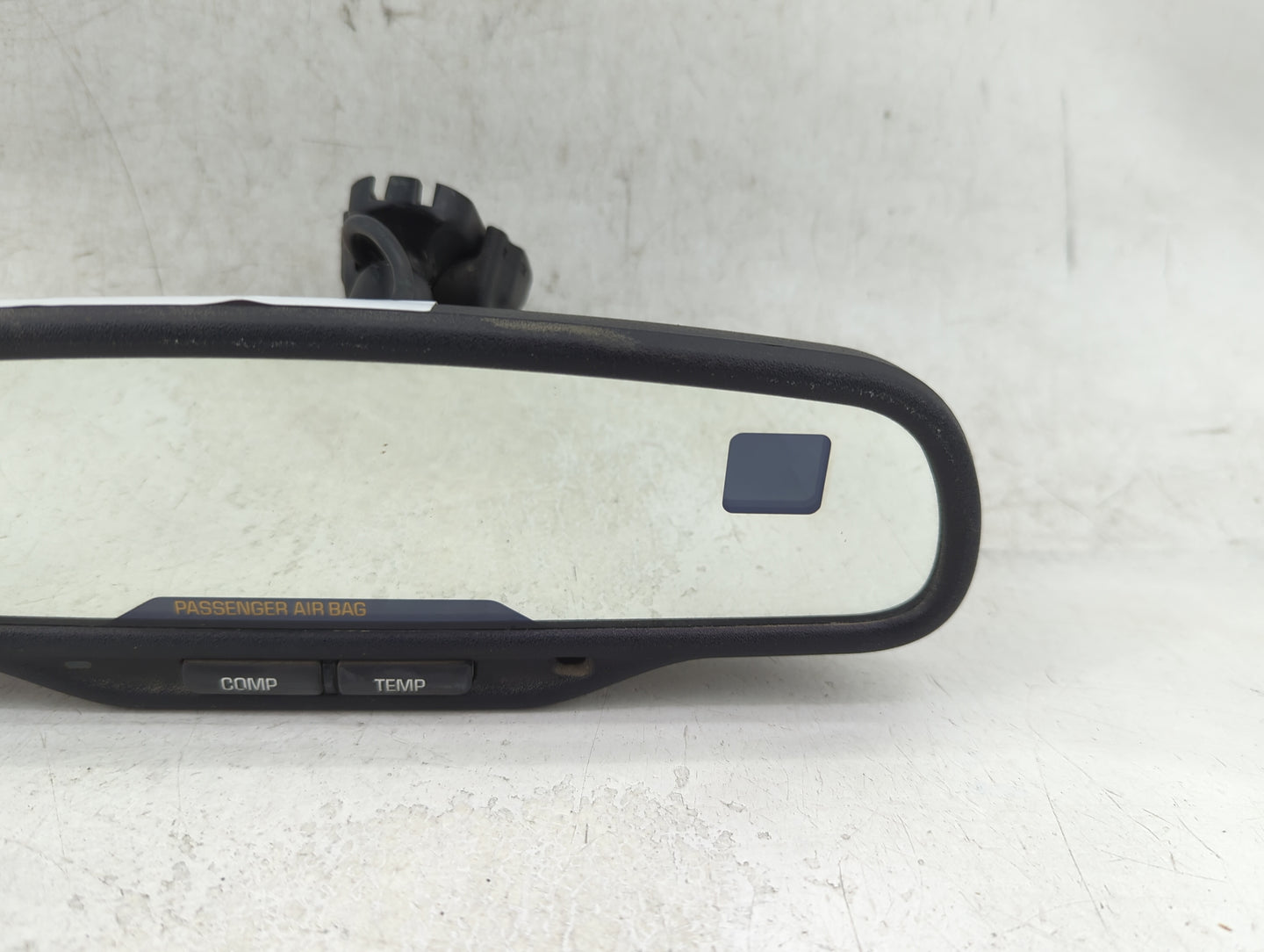2003 Chevrolet Silverado Interior Rear View Mirror Replacement OEM P/N:E11015322 Fits OEM Used Auto Parts - Oemusedautoparts